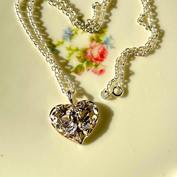 Sterling Silver Filigree Heart with Cupid Face 18" 925 - Picture 1 of 3
